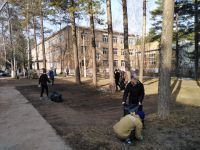 16 апреля студенты и мастера Назаровского энергостроительного техникума  приняли участие в традиционном общегородском  субботнике 
